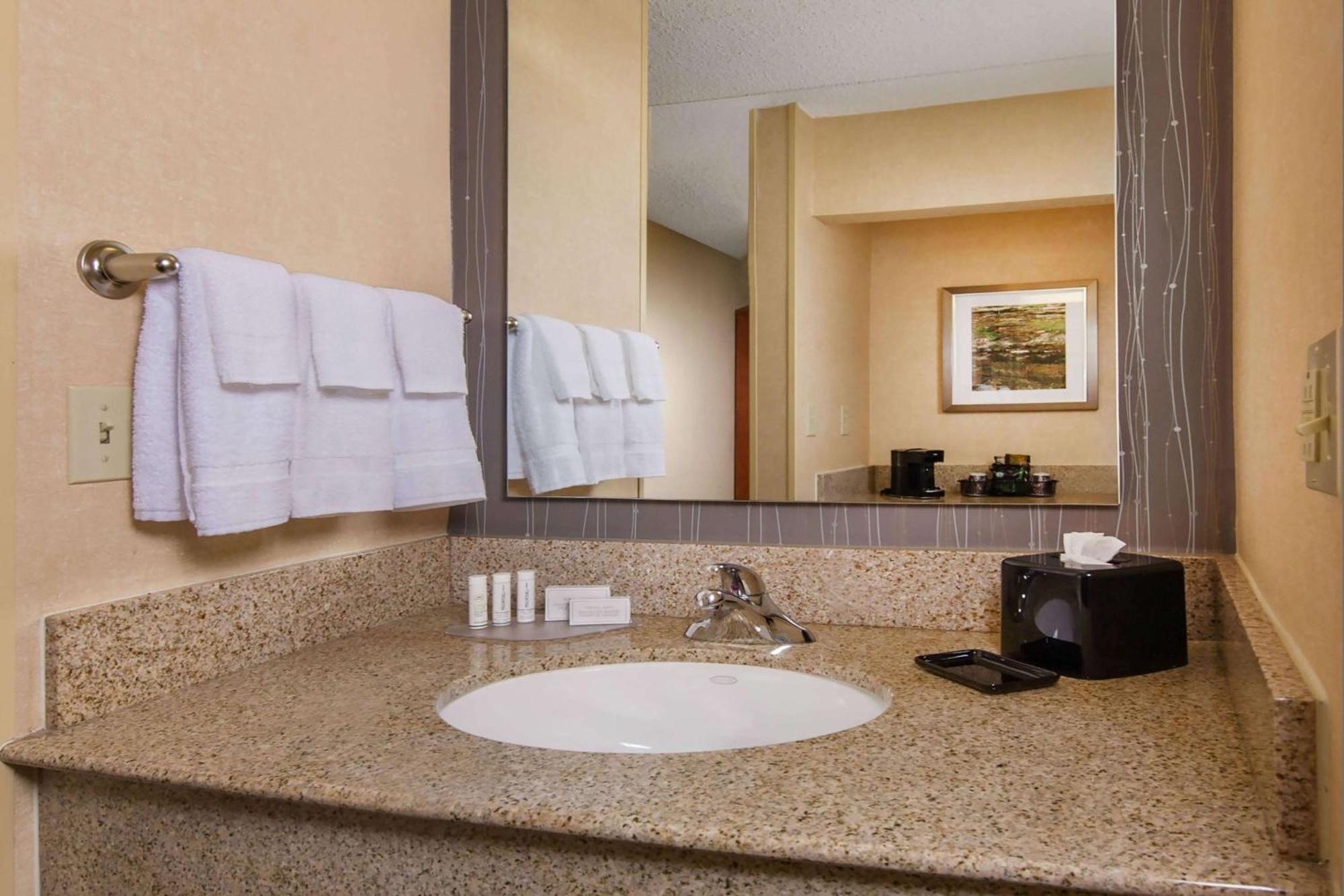 Sonesta Select Charlotte University Research Park Екстер'єр фото